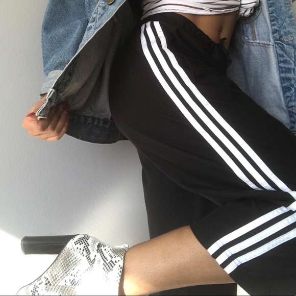 adidas Pants - Black Adidas 3 Stripe Capri Sweatpants